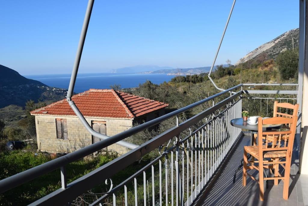 Appartement O Palaios Fournos Tou Andrea à Kardhakáta Extérieur photo